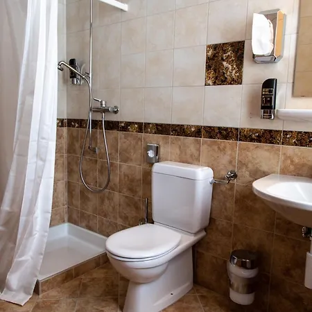 Le Relais Alpin Hotell 3*